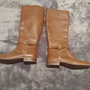 Michael Kors size 5.5